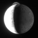 Erupce nad sopkou Tvashtar na měsíci Io.