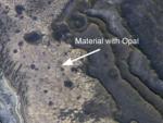 Snímek z MRO ukazuje usazeniny hydratovaného oxidu křemičitého - opálu