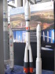 Modely raket na stánku ESA, Sojuz uprostřed. Autor: autor