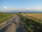 Cesta ke břehu jezera Sevan v Areguni. Autor: Ondřej Mikulaštík