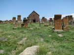 Starobylý hřbitov v Noratusu. Autor: Ondřej Mikulaštík