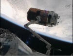 Aktuální pohled na loď HTV ze stanice Autor: TV NASA