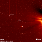 Kometa ISON a 2P Encke na snímku družice STEREO-A. Autor: STEREO/NASA.