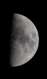 Měsíc. Autor: Ludvik Docekal