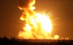 Exploze rakety Antares po dopadu na kosmodrom Autor: Youtube.com Exploze rakety Antares po dopadu na kosmodrom Autor: Youtube.com