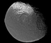 01.02.2005 - Saturnův Japetus: Měsíc s podivným povrchem