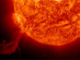 09.11.2005 - Plápolavá sluneční protuberance ze SOHO