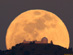 10.03.2012 - Východ Měsíce nad Lickovou observatoří