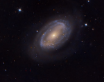 12.08.2016 - Velikonoční zajíček poskočil k NGC 4725
