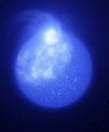 Autor: © ESO - Malířova představa podtrpasličí horké hvězdy spektrálního typu B. U některých z těchto hvězd lze nalézt známky horkých skvrn, nejspíše v souvislosti s organizovanými magnetickými poli.