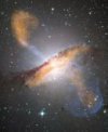 Autor: ESO - Tzv. aktivní galaxie obsahují ve svých jádrech superhmotné černé díry
