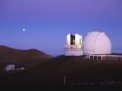 Autor: University of Hawaii Institute for Astronomy - Kopule dalekohledů Subaru a Keck na Mauna Kea