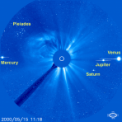 Autor: SOHO/LASCO (ESA & NASA) - Planety a Plejády v koronografu SOHO LASCO C3 15. 5. 2005
