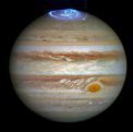 Autor: spaceflightnow.com - Polární záře na Jupiteru okem Hubbleova teleskopu