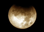 photomooneclipse_09112003.gif