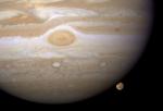 Zákryt Ganymeda za Jupiterem.