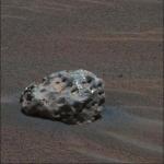 Meteorit na povrchu Marsu u kráteru Endurance