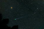 Kometa C/2009 R1 McNaught v souhvězdí Andromedy 6. června 2010. Autor: Michael Jäger