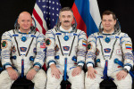 Posádka Sojuzu TMA-01M