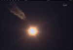Sojuz se pomalu vzdaluje.. Autor: NASA TV