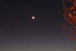 ISS a Discovery míjí Měsíc. Autor: Vilém Heblík
