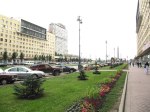 Ulice Moskovskaja, která vede z centra Petrohradu 10km až k Pulkovské observatoři