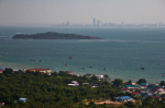 Pattaya, ostrov Ko Krok a ožívající ranní provoz. Autor: Petr Horálek