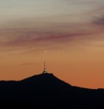 Merkur a Venuše nad hotelem Ještěd 27.6.2005. Autor: Martin Gembec