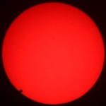Venuša pred Slnkom s protuberanciami. Autor: Jozef Kováč