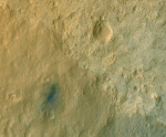 Snímek Curiosity z MRO 12.8.2012. NASA/JPL-Caltech