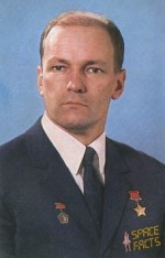 Nikolaj Nikolajevič Rukavišnikov Autor: http://www.spacefacts.de/more/cosmonauts/page/english/rukavishnikov_nikolai.htm