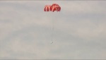 Přistávání Dragonu na hlavních padácích na konci předchozí mise Autor: SpaceX