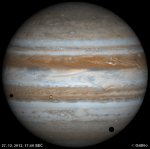 Dva stíny a měsíc na Jupiteru 27. 12. 2012. Data: Galiléo Autor: Martin Gembec
