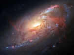 Galaxie M 106 na snímku z HST Autor: NASA