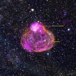 Superbublina DEM L50 s vyznačenou polohou supernovy Autor: X-ray: NASA/CXC/Univ of Michigan/A.E.Jaskot, Optical: NOAO/CTIO/MCELS