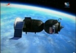 Sojuz po oddělení od nosné rakety postupně vyklopí solární panely a komunikační antény Autor: Youtube.com