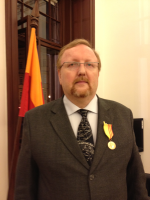 Ing. Miloš Tichý s oceněním Za zásluhy Autor: Hvězdárna České Budějovice