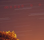 Sezónní záblesky geostacionárních družic na pražské obloze. Autor: Tomáš Tržický