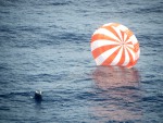 Dragon po inkriminovaném přistání na konci října 2012 Autor: SpaceX