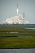 Start rakety Antares s lodí Cygnus 13. 7. 2014 Autor: NASA