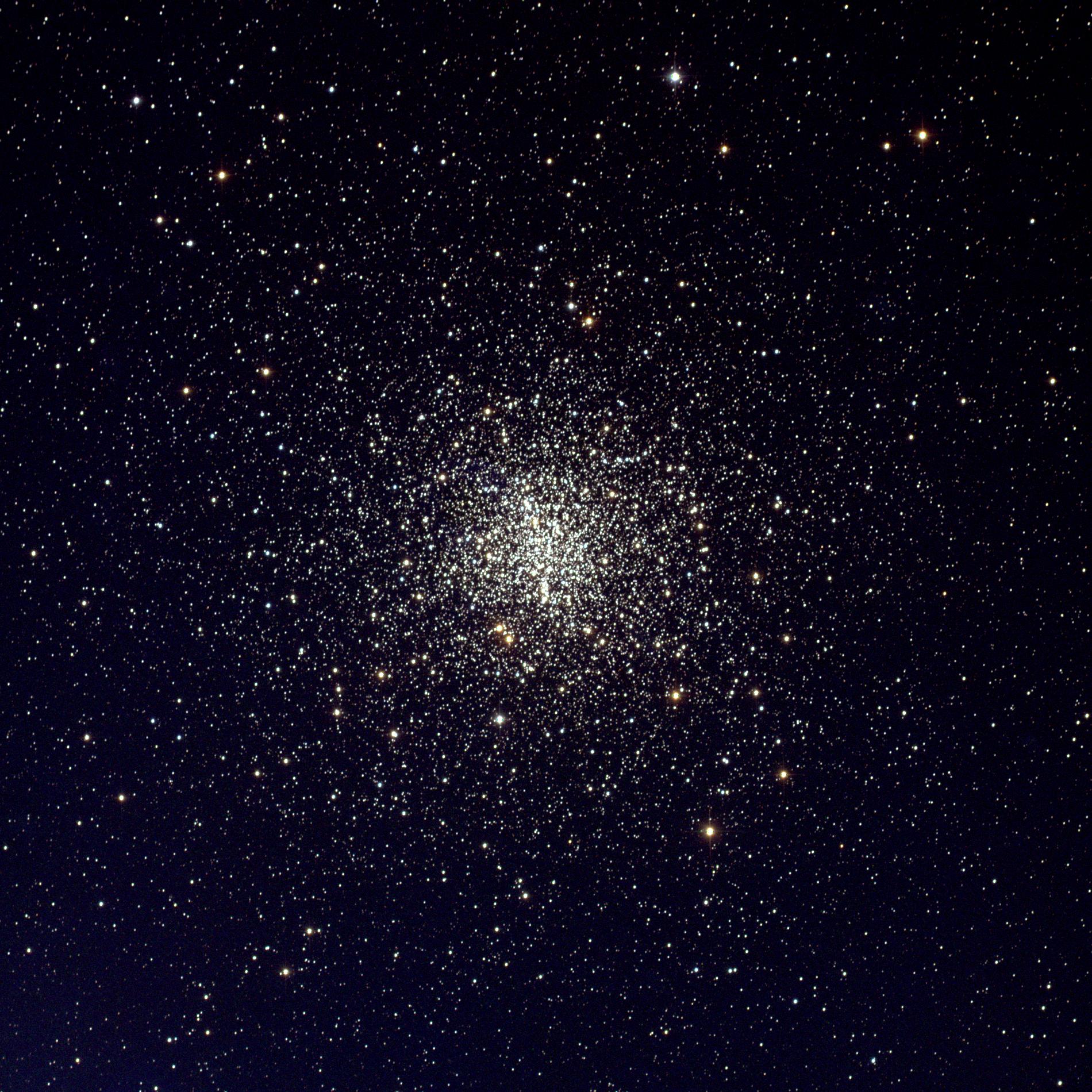 Звездные картинки. Шаровое Звёздное скопление m 4 (NGC 6121) M 4. Шаровое скопление м28. Шаровое скопление Мессье 80. Мессье 4 (м4, или NGC 6121).