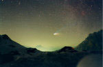04.09.2005 - Kometa Hale Bopp nad průsmykem Val Parola