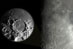 27.03.2010 - Paprsek východu v kráteru Hesiodus