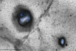 25.07.2016 - Hloubkový snímek Magellanových mračen ukazuje na srážky