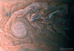 28.02.2017 - Bílé oválné mračno na Jupiteru Juno