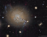 05.04.2017 - Filamenty z aktivní galaxie NGC 1275