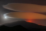 19.08.2019 - Čočkovitá mračna nad Etnou