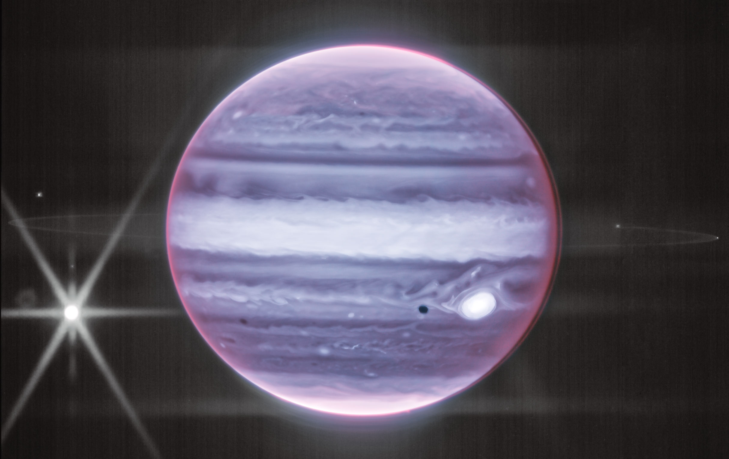 Jupiter a prstenec infračerveně z Webba
