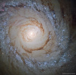 31.07.2022 - Galaxie M94 s překotnou tvorbou hvězd z Hubbla
