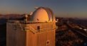 Autor: Zdeněk Bardon - Detailnější snímek kopule observatoře E152 z dronu. ESO, La Silla, Chile